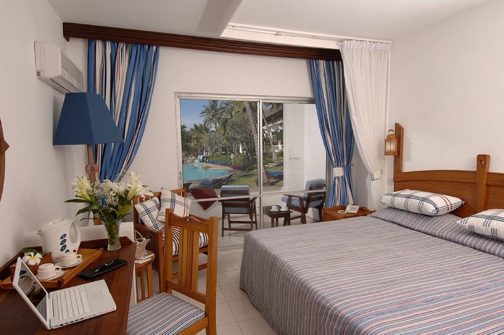 Voyager Beach Resort Mombasa Pokój zdjęcie